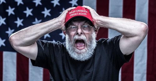 Unite4ChangeUSA's tweet photo. @Birdman936 @uffr_ @ksorbs Cry more Trumper!!!🖕 https://t.co/HBd3NZuW0k