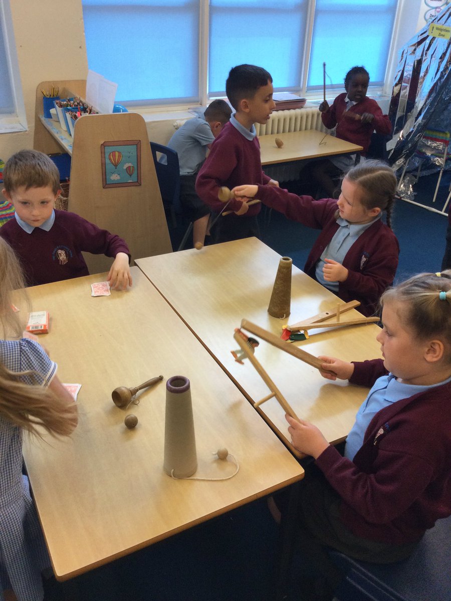 Year1HolyFamily's tweet photo. Old toys 🧸 https://t.co/1moDjzSxHD