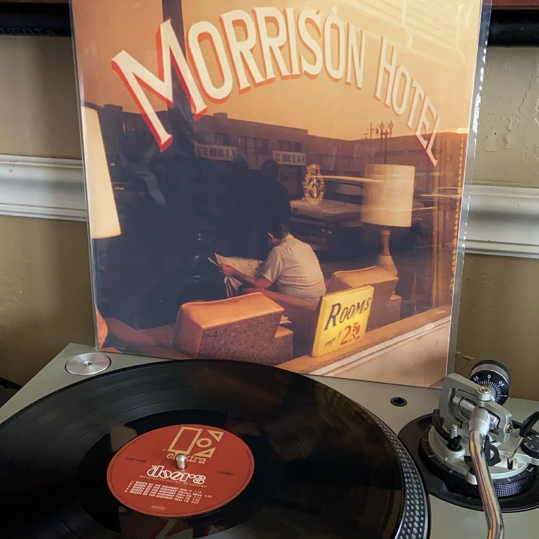 lodret kontrast Person med ansvar for sportsspil The Doors on Twitter: "A VERY limited quantity of The Doors RSD Drops  exclusive release, MORRISON HOTEL SESSIONS, is now available in The Doors'  store! Pressed for the first time on vinyl,