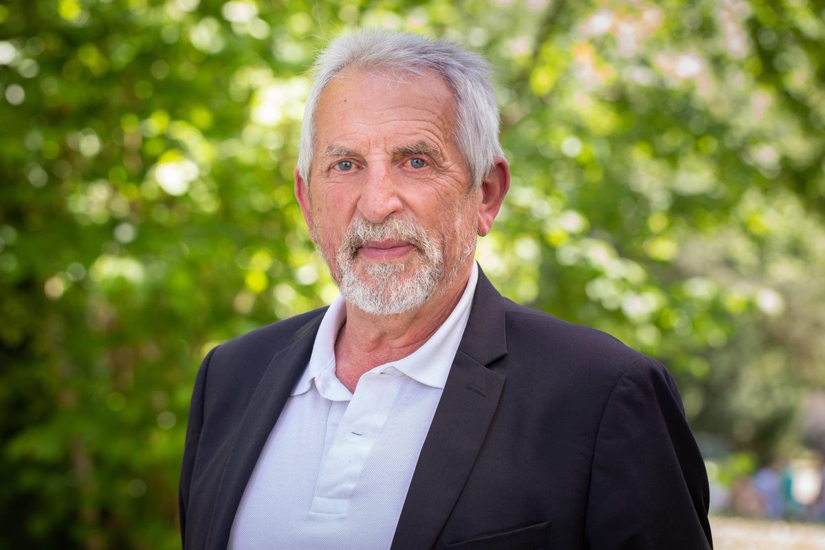 Découvrez nos candidats, membres de la liste Dordogne aux élections régionales des 20 et 27 juin2021.

Jean-Pierre RAYNAUD- 73 ans  
Agriculteur-éleveur retraité
Vice-Président du Conseil régional de Nouvelle-Aquitaine en charge de l’agriculture.