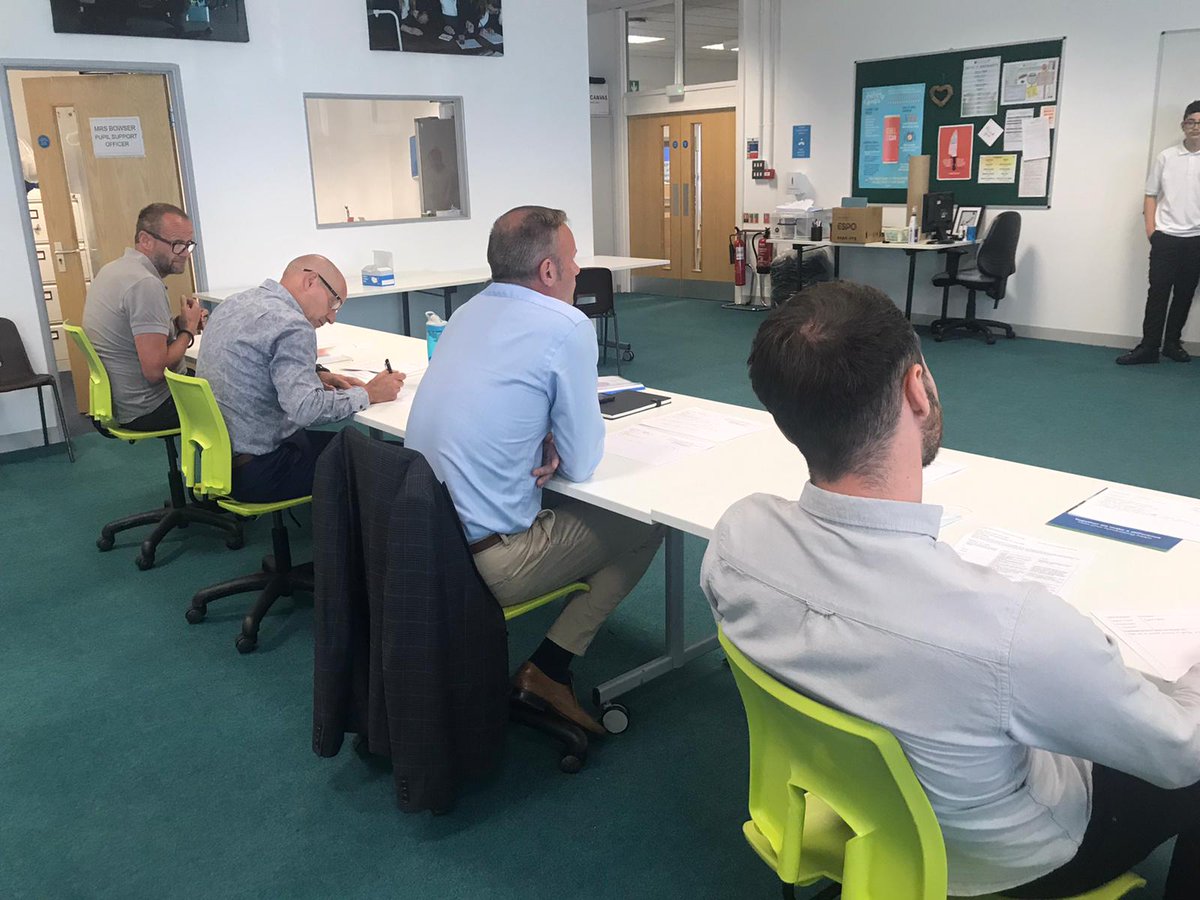 Lovely this be invited to <a href="/BryntirionComp/">BryntirionComp</a> #school today to be a judge on the #LionsDen raising money for <a href="/Velindre/">Velindre Cancer Centre Fundraising</a> Cancer Fundraising with <a href="/CareersWales/">Careers Wales</a> &amp; <a href="/BigIdeasWales/">Big Ideas Wales</a>

Great pitches from the pupils, some brilliant ideas and there are certainly a few buddy entrepreneurs there!