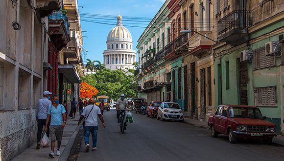 'Capitolio a la vista'
👉bit.ly/3g9pHMQ
🇨🇺📸
#Cuba #CapitolioNacional #CubaPorLaVida #SomosContinuidad