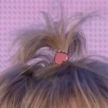 AHNIN17126291's tweet photo. Ponytail jinnie๐
#applehair
#์ฌ๊ณผ์ง๋ https://t.co/DEyn3nlvjv