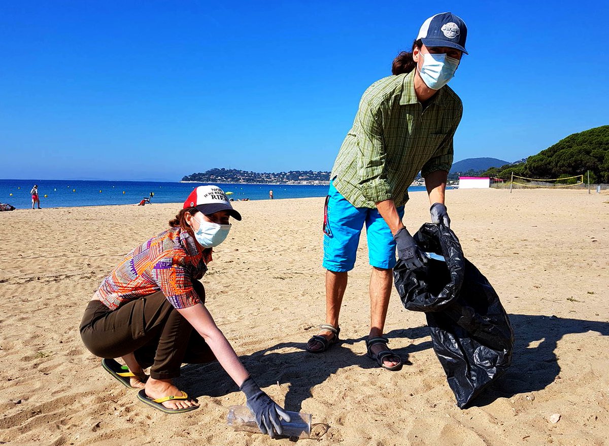 ilgsainttropez's tweet image. 📢 #INFO / #CAVALAIRE
" #ProjetAzur " à Cavalaire : tous au chevet de notre #mediterranee ! Partie d’#avignon en #kayak, Solène Chevreuil dépollue les #plages ...
👁️Source & suite © cutt.ly/9nGDigH
📸 varmatin.com
🔄 ilovegolfedesttropez.com