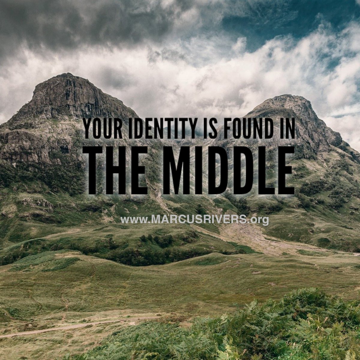 MarcusRiversENT's tweet photo. Never allow you going through a tough time to cause you to question if you have a purpose or calling upon your life.
Sometimes the purpose of the middle is to remember who He sent you to be!
You are a sent one!
#TheWorshipRoom #MidwaySeries #Found #Identity #SentOne #Anointed https://t.co/gmVbMoyy4j