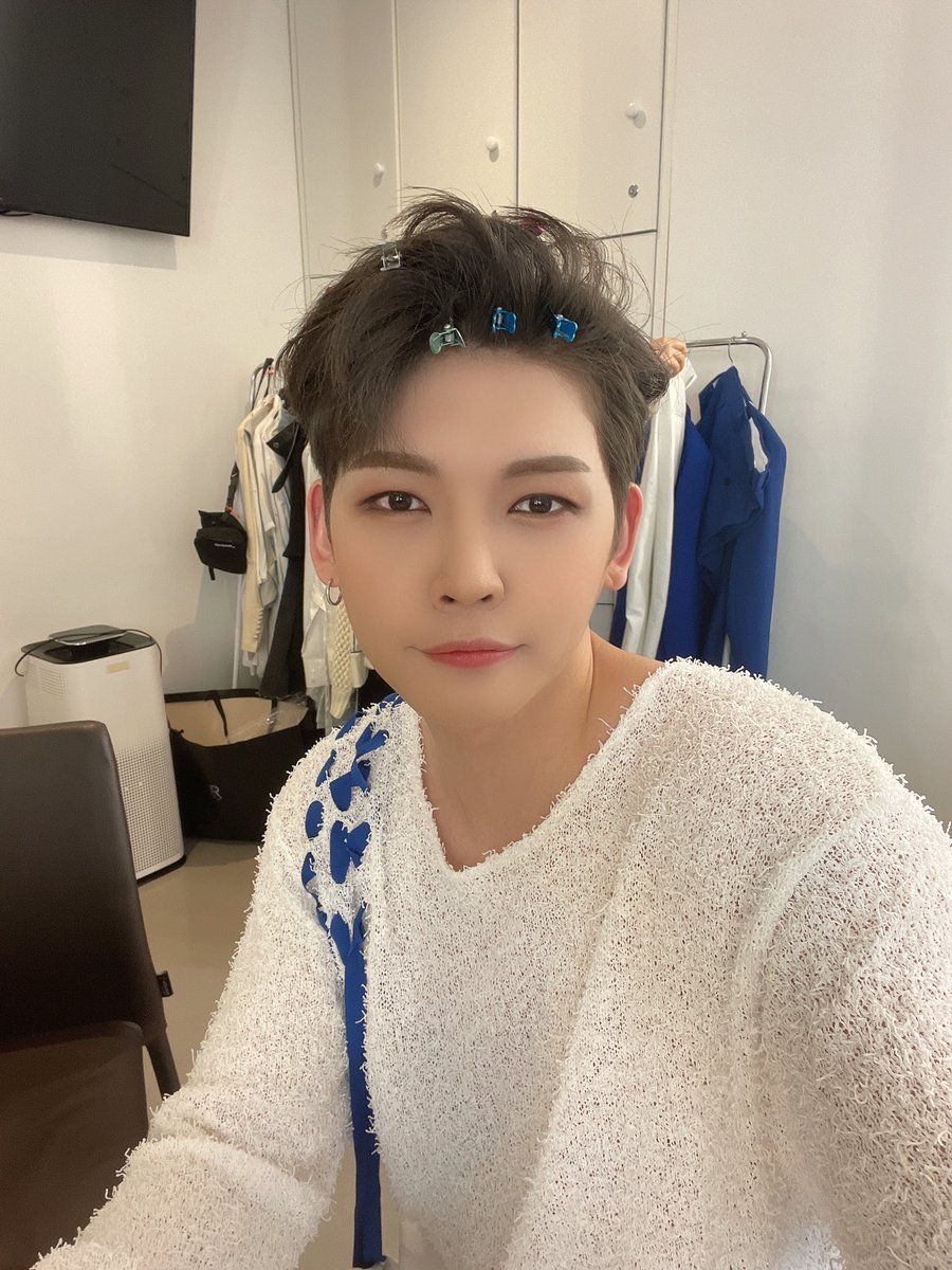 UP10TION's tweet photo. [#쿤] 오늘 쇼케이스 재밌으셨나요??😇😇💛 https://t.co/kPWRbZpqzH