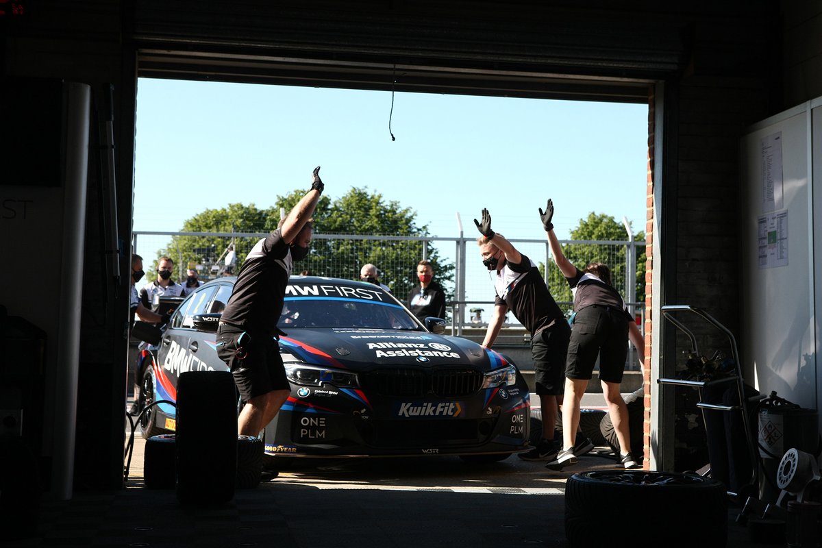 After a tough opening round, it was important to leave Snetterton with a solid amount of points, which we achieved! Here's the report on my weekend:

stephenjelley.co.uk/post/snetterto…