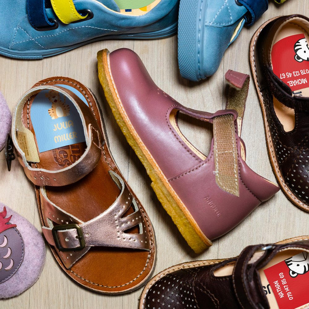 StickerKidUSA's tweet image. Avoid Mix-ups! Label it all ➡️StickerKid.com
.
.
#StickerKid #Lostandfound #nomixups #parenting #dadsofinstagram #momsofinstagram #lifestyle #family #instamood #kids #labellove #namelabels #community