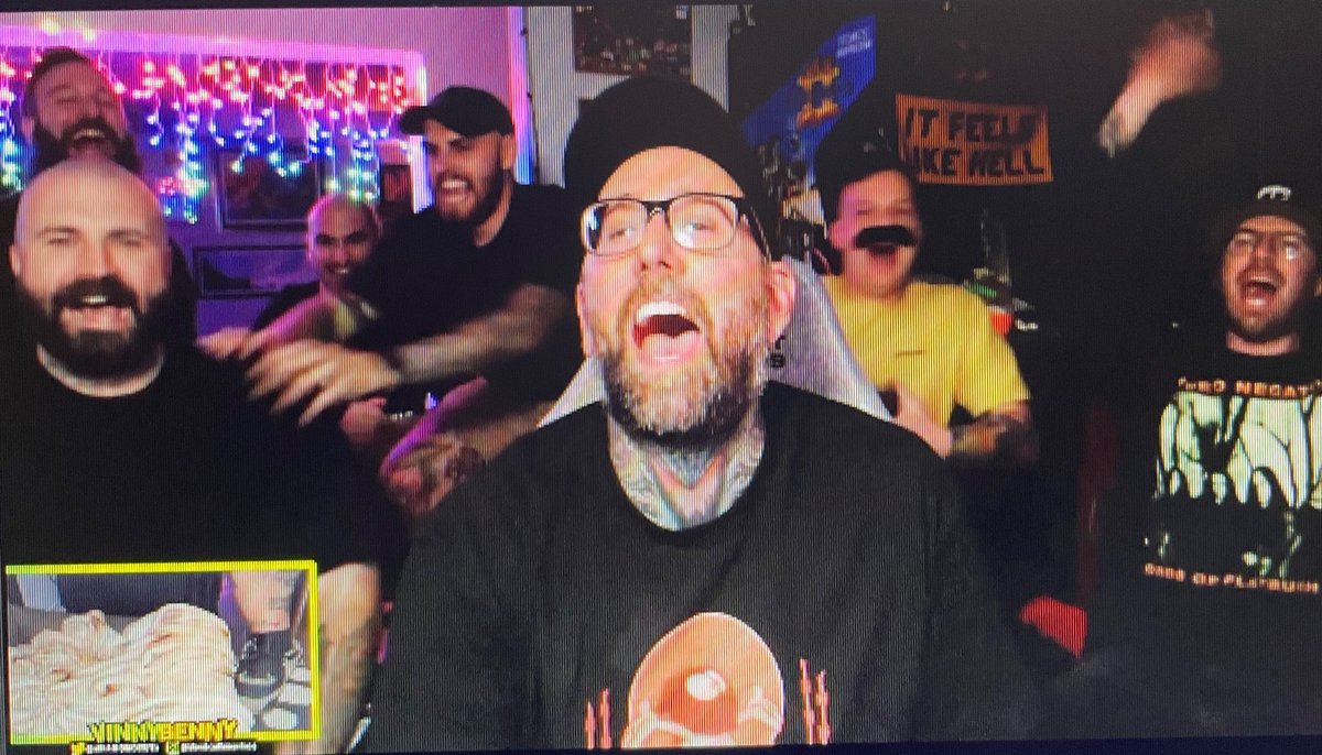 vincent bennett: filthy casual (@xdiamondcutx) on Twitter photo 