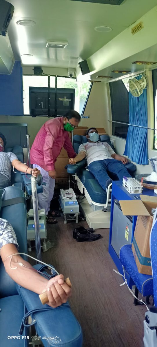 rasikbeel's tweet photo. #Blood_Donor_Day
Yesterday I have experienced good facility of mobile Van provided by Government of West Bengal to the Blood Donors in this pandemic situations, after following all the COVID protocol. .....With regards.... https://t.co/BMR8ml5iFK