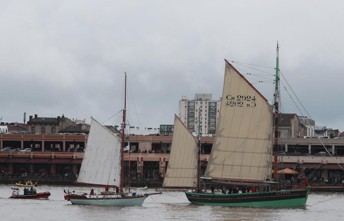 SO_Bordeaux's tweet photo. Bordeaux : quatre grands voiliers arrivent mercredi dans le port de la Lune
https://t.co/xD02w9EDbJ https://t.co/lKJWYOIeaV