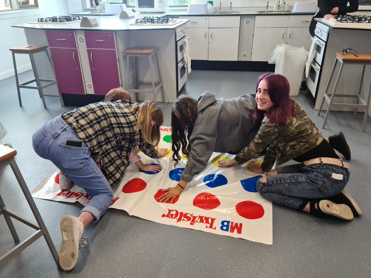 HarrisHomeEc's tweet image. Today Mrs Gunn&apos;s ELC class were learning all about Physical Development. Here they are trying out some gross motor skills activities outside, until the rain came on!🤾‍♀️💪 #learningthroughdoing #earlylearningandchildcare