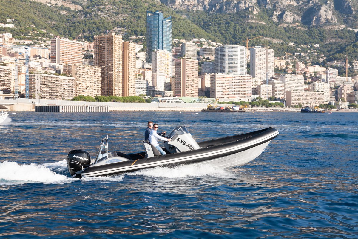 It's al-waves #fun when you're out on a #cobrarib 🤩
#jointheadventure #boatlife #summer #monaco #LuxuryTravel