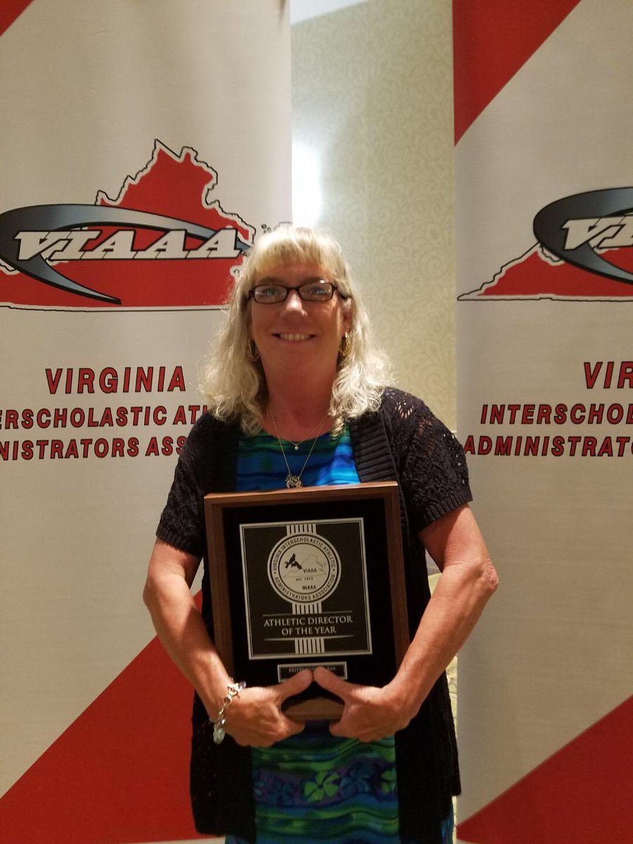 10Scollins's tweet photo. Some of #oneCCPS finest at the @VIAAA95 Awards Banquet.  Congrats @JoeyRicheson DSA at @mbkhsccps honored as 2021 @VHSL_ Class 5/6 Athletic Administration of the Year..@GoTDKnights Johnny L. Oates, II-Past Presidents’ Scholar Award. Great night &amp; congrats to all‼️ @ThomasDaleDSA https://t.co/RsCrP85w82