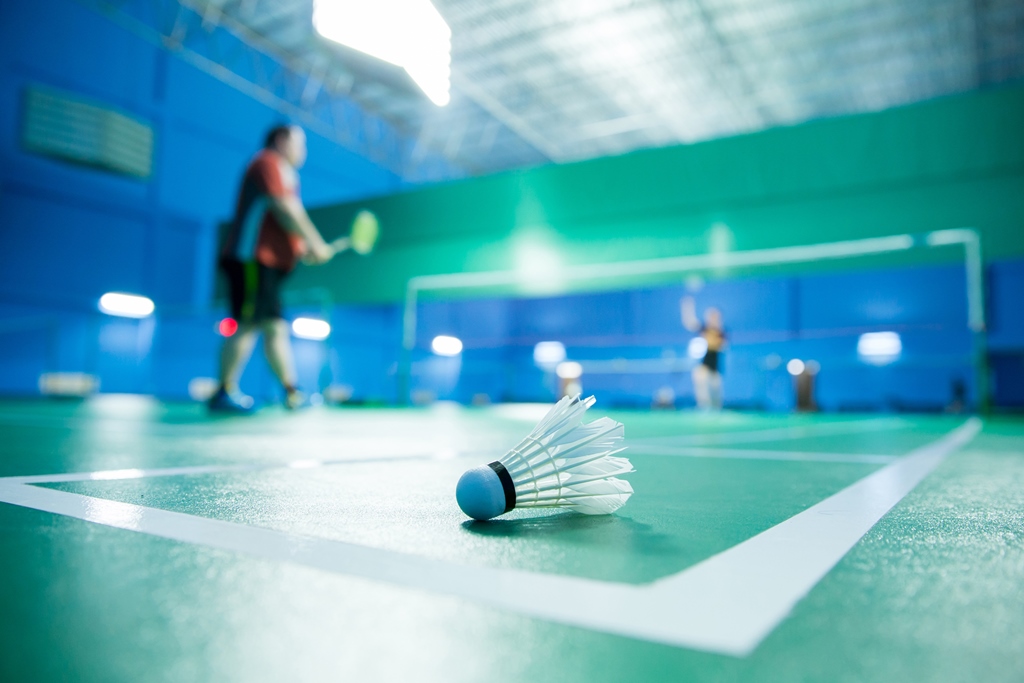 Junior badminton drop in sessions will run for free at Bartholomew Sports Centre this Saturday. Join us from 9am-11am with our badminton coach who will be on hand to help you improve your game! Suitable for chilren aged 8-16