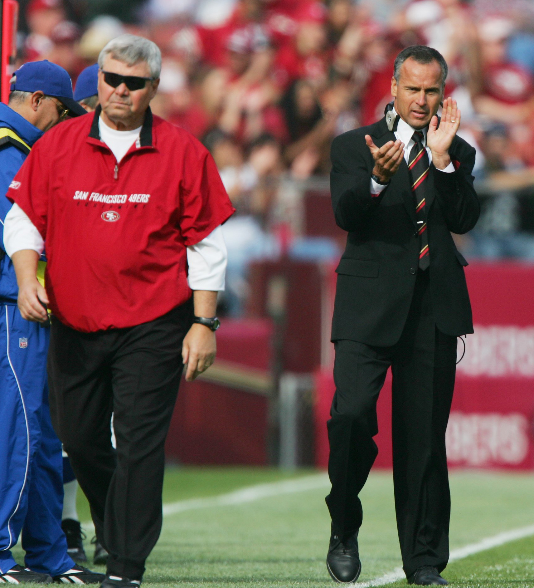 Aprender acerca 91+ imagen last nfl coach to wear a suit