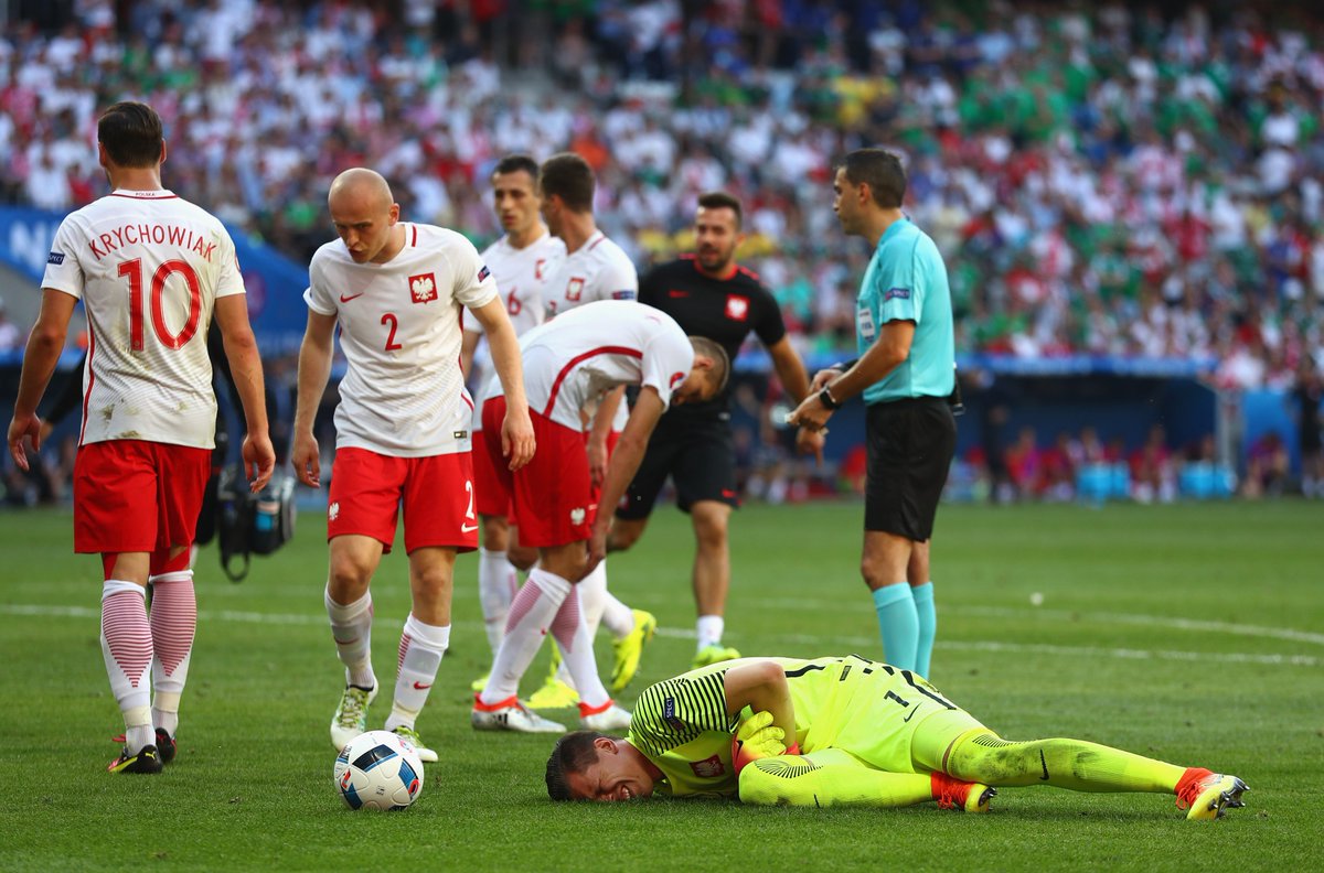Sporf S Tweet Euro 12 Sent Off Euro 16 Injured Euro Scores An Own Goal Wojciech Szczesny Doesn T Have The Best Of Luck In The Opening Game Of The Euros Pol Trendsmap Sporf S Tweet Euro 12 Sent Off Euro 16 Injured Euro Scores An Own Goal Wojciech Szczesny Doesn T Have The Best Of Luck In The Opening Game Of The Euros Pol Trendsmap