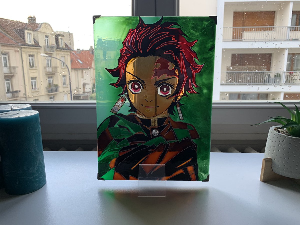 GlassOfPumpkin's tweet image. TWITTER FAIT DES MIRACLES🙏🏻

Je refais un tweet, car aujourd’hui c’est officiel. Ma maman, qui est handicapée et qui croule sous les dettes, fait de la peinture vitrail sur verre. Désormais, elle vend ses créations pour se sortir de la merde... 

VOUS POUVEZ RT SVP ?

🔽🔽🔽