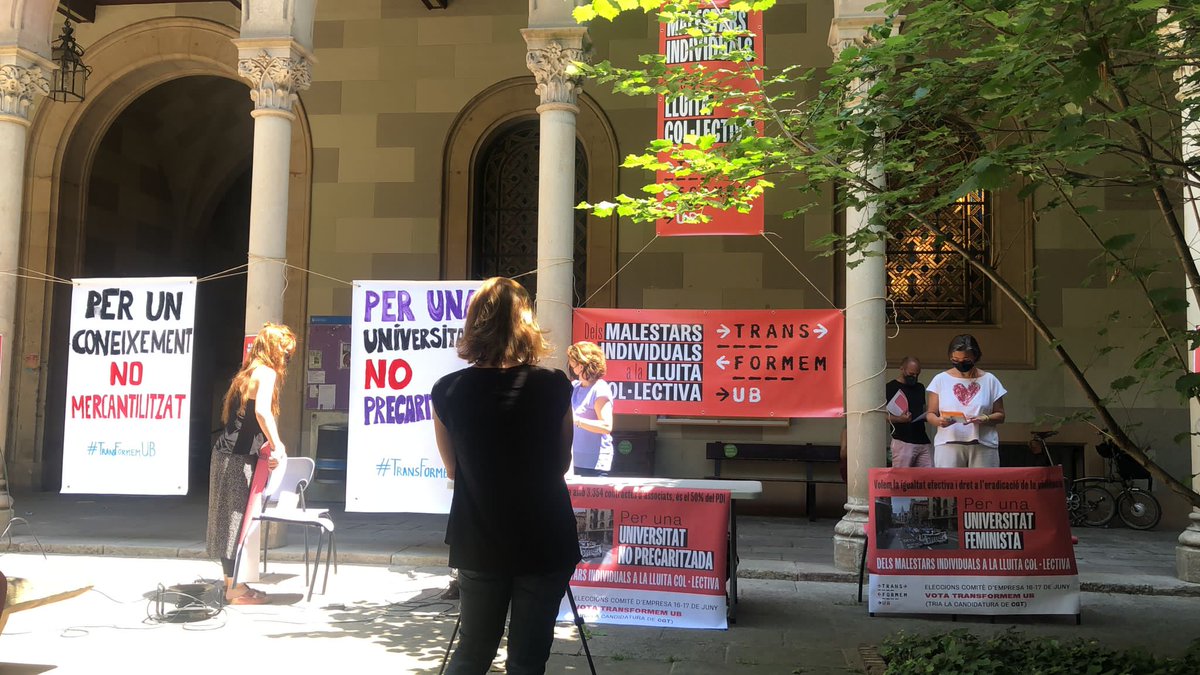 TransformemUB's tweet photo. (1/4) Gràcies per acompanyar-nos aquest migdia a l’acte de tancament de campanya de #TransFormemUB
Hem demostrat que som moltes les que volem canviar la Universitat de Barcelona 💪
#TransFormemUB https://t.co/qvSkBgHWdZ