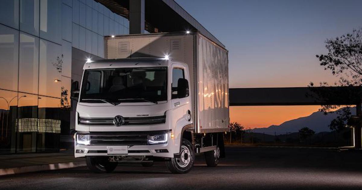 MagazzineTransp's tweet photo. El #DeliveryExpress, el camión más pequeño de la familia, cumple 3 años y da la bienvenida al #DeliveryExpress + con configuración especial @VWCO @VWTruckandBusMX Volkswagen Caminhões e Ônibus Volkswagen Camiones y Buses México #MAGAZZINEDELTRANSPORTE
https://t.co/cOpo9bDe0O https://t.co/mZXfD4cglI