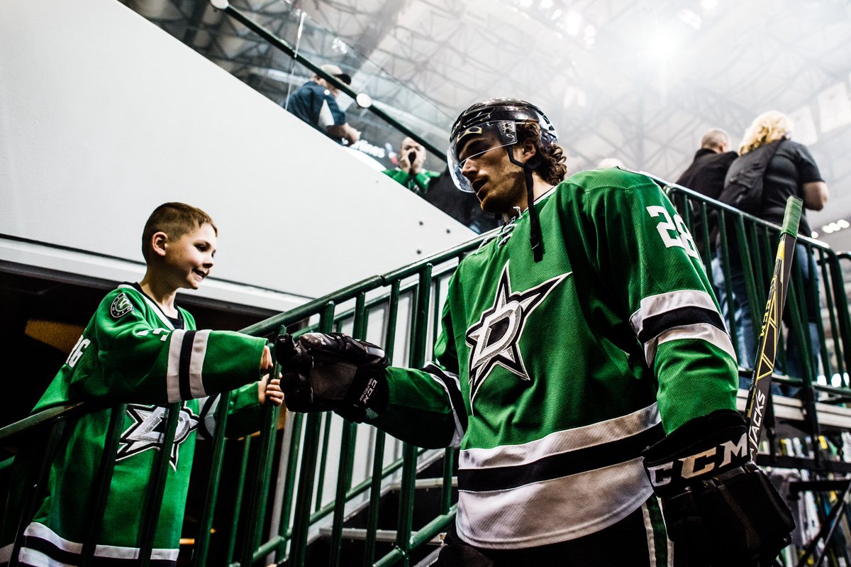 DallasStars's tweet photo. 2️⃣8️⃣ https://t.co/kjvKzndnvS