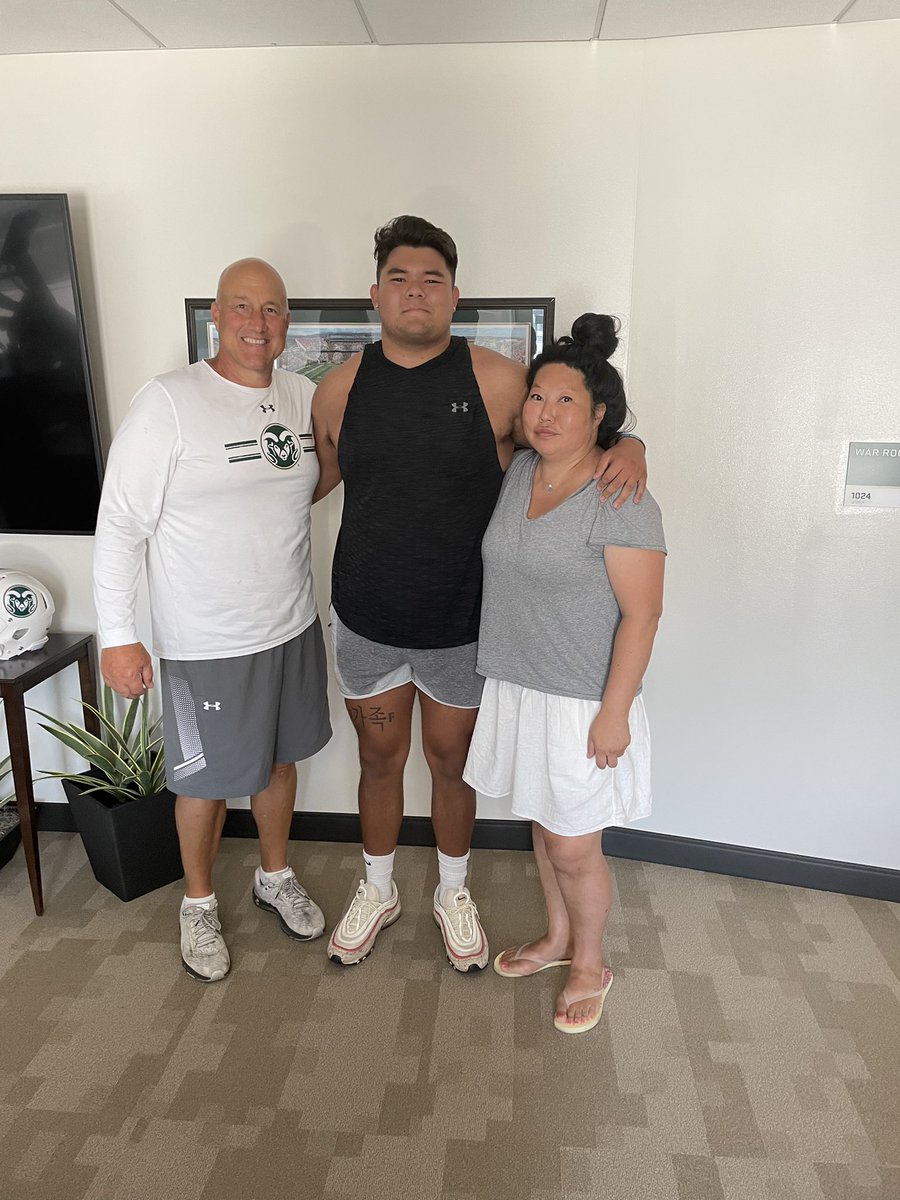 Hollis Dirstine tweet media