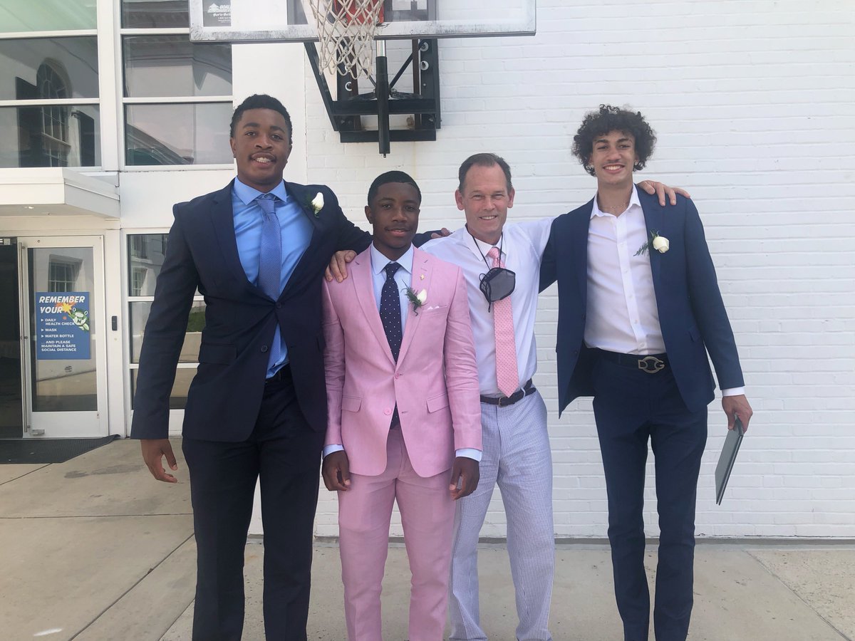 Congrats to our 2021 seniors who graduated today-Curtis, Cam &amp; Quincy. Continue to make us proud! 🐸  #gofrogs #gobuffs #gomonarchs #gohoyas

<a href="/curtnixII/">Curtis Nixon II</a>  🏈 <a href="/ODUFootball/">ODU Football</a>
 
<a href="/cpygatt_/">Cam Pygatt</a> 🏈 <a href="/HoyasFB/">Georgetown Football</a> 

<a href="/Qfromig/">Quincy Allen</a> 🏀 <a href="/CUBuffsMBB/">Colorado Men's Basketball</a>