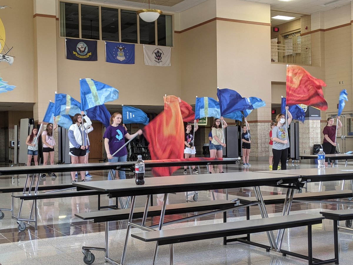 BayPortBand's tweet image. Busy day for @BayPortBand! 4 hours of our first ever Leadership Camp followed by 4 hours of @bp_colorguard  camp!!! So happy to welcome @starnbrit as our guard camp clinician! She's the best 💙🤍💙🤍 Stay tuned for more All👏 Week👏 Long👏 @BayPortHS #bandcamp