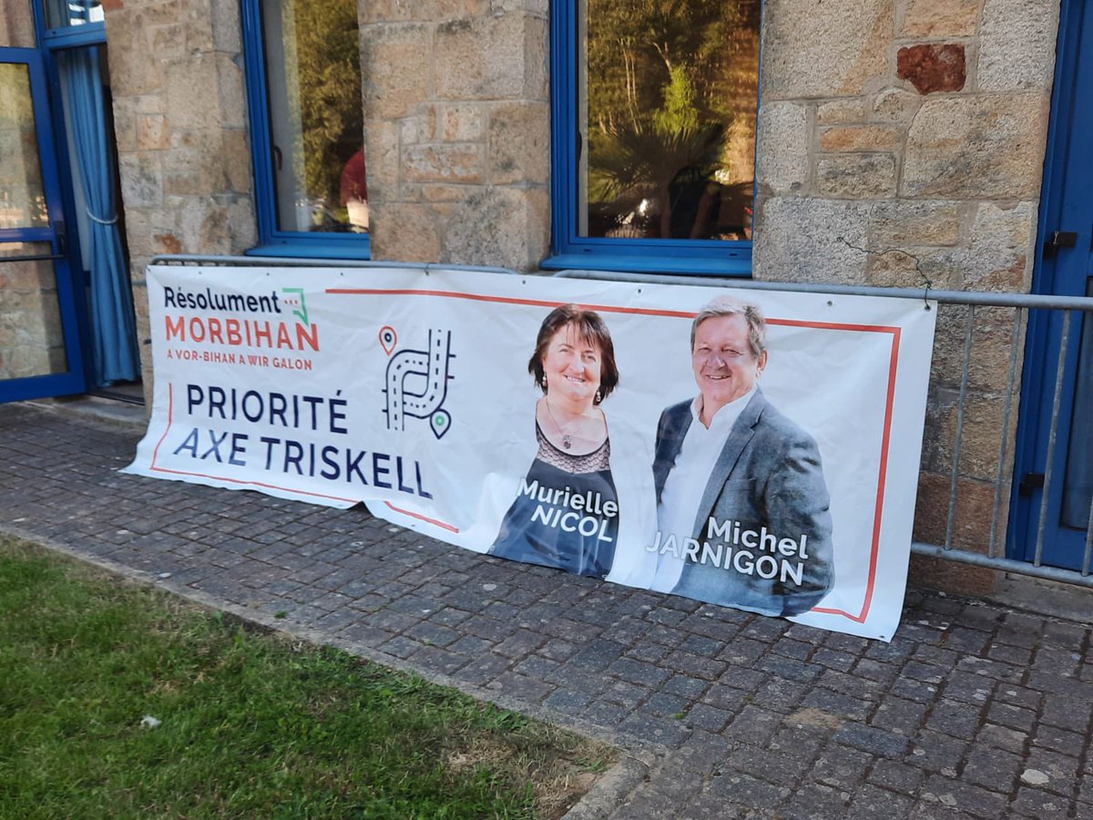 ResolumentM's tweet photo. #departementales56
@JestinHerve @JARNIGONM @paulleguernic @gyguillot A Melrand : très belle réunion électorale départementale canton Pontivy-Baud ! Des échanges, des questions ! @ResolumentM Une autre façon de voir les choses ! Le 20/06 : ne pas hésiter ! Voter @ResolumentM https://t.co/rQK5Im8ltL