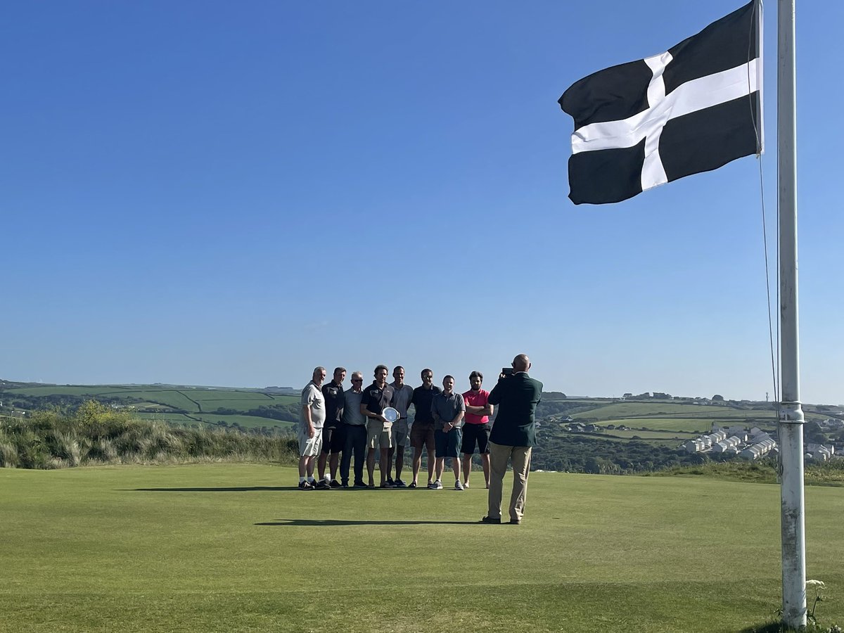 Well done to the perranporth boys yesterday. Beating the Royal Navy 2nd team 11-4. Loved caddying for Dean Tulley and great to meet some new faces, great group of guys & great day ⛳️🌞🍺 #perranporthgolfclub #royalnavy #golf @PerranporthGolf @DmjTulley