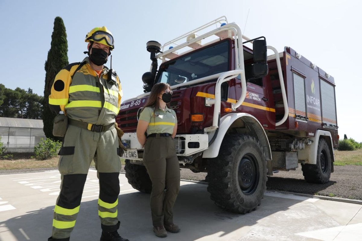 Coincidiendo con el comienzo de la época de alta activación, el <a href="/GobAragon/">Gobierno de Aragón</a> presenta la nueva imagen del Operativo de Prevención y Extinción de #IIFF, INFOAr, que contará con 3 M€ más que en 2020 y 1.200 profesionales repartidos por todo el territorio
@Bayona_DBM