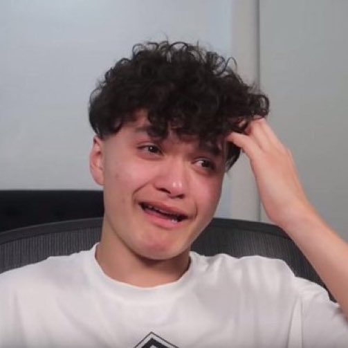 liljarviss's tweet image. I really went from 😭 to 🏆