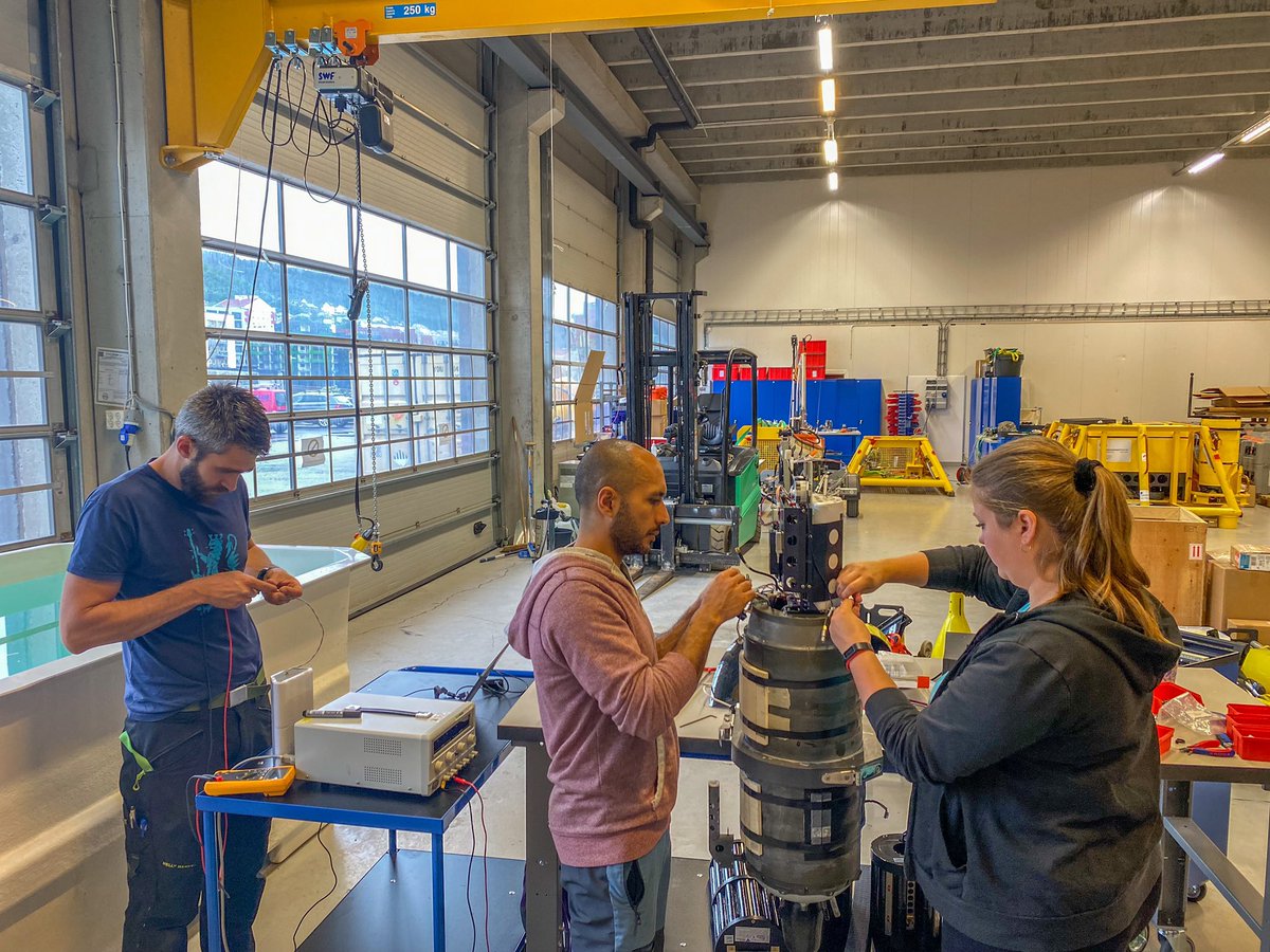 NorGliders (@glidersnor) on Twitter photo This week it’s #SeaGlider training week with Ehsan from <a href="/CyprusSubsea/">CyprusSubsea</a> #thisisprettytidyforourlab This week it’s #SeaGlider training week with Ehsan from <a href="/CyprusSubsea/">CyprusSubsea</a> #thisisprettytidyforourlab