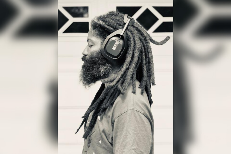 argotsoul's tweet photo. West Coast rapper Murs returns to Arkansas tomorrow to continue his hip hop open mic and mentorship program called Groundwaves(AR).
Learn more at Arkansas Soul: https://t.co/GnRn0jithp
#Hiphop #Opemmic #Music #Arkansas #Murs #Groundwaves https://t.co/MVmI8Ig8Po