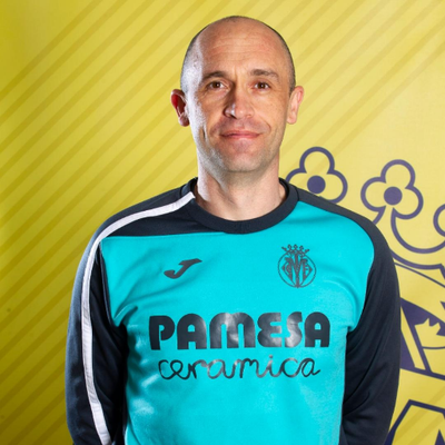 ¡Hoy os presentamos a uno de nuestros ponentes en el próximo congreso AIPAF los días 3 y 4 de julio!

Edu Morello <a href="/edumorello/">Edu Morello</a> 

- Responsable del Departamento de Psicología del Villarreal CF

-  Nos hablará del rol psicólogo en el cuerpo técnico y su relación con el entrenador