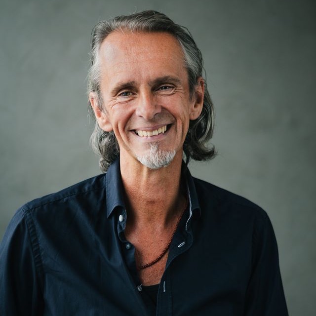 I'm speaking on Self Leadership at D&amp;I in the Workplace: Transformational &amp; Authentic Leadership. Would you like to attend? 
linkedin.com/events/6802993…
#leadership #leadershipdevelopment #emotionalintelligence #employeeengagement #SelfLeadership #wellbeingatwork
