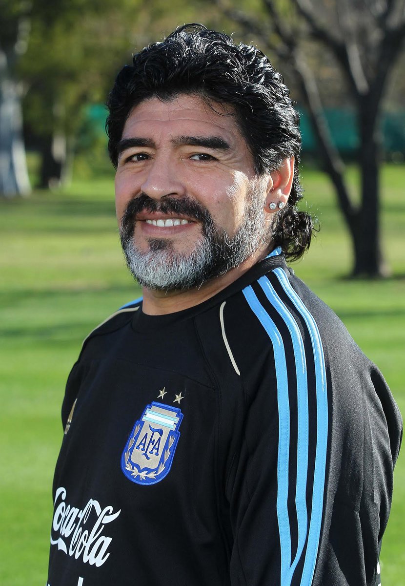 MaradonaPICS's tweet image. Fav y RT si lo extrañás