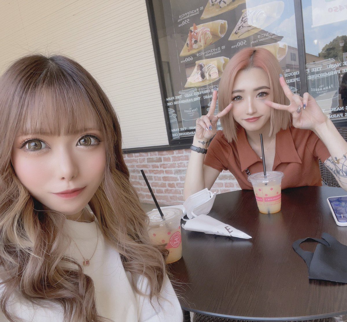 UuunPy's tweet photo. もえぴと那須ｱｳﾄﾚｯﾄﾃﾞｰﾄ👭🏼💓
お揃いのﾐﾆ財布可愛い( *´꒳`* ) https://t.co/S7E2RY3gt1