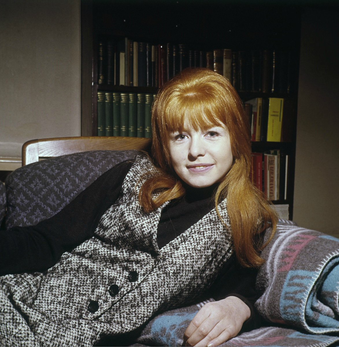 Jane Asher First three pictures thanks to. pic.twitter.com/e5iJVsPmBA. 