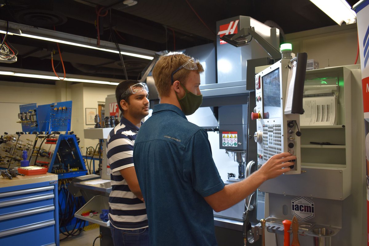 iacmihq's tweet image. Another ACE CNC machining training bootcamp kicked off this morning at PSCC. This cohort consists of undergraduate & graduate students at PSCC, UTK, & Clemson. This afternoon, students are learning different types of milling tools to set & load tools later today. #ACEProgram