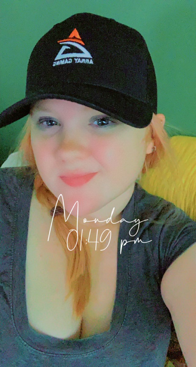 GAvenger19's tweet image. When it’s NEW MERCH DAYYYYY 😍😍 

Use the link in my bio to shop and be sure to use code GingerAvenger  for 10% off!!!

And remember to SS a pic of your order to me and I’ll send you a GINGERAVENGER sticker 💜

#arraygamingco #arraygamingaffiliate #SupportSmallStreamers