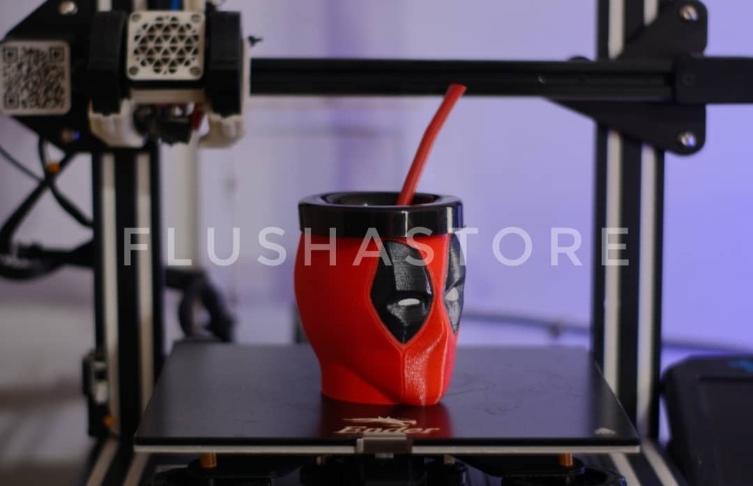 Dmanislife's tweet photo. Nunca voy a entender los mates 3d y la facinacion de las personas de tomar del cerebro de sus personajes favoritos. https://t.co/vpwy38mrsA