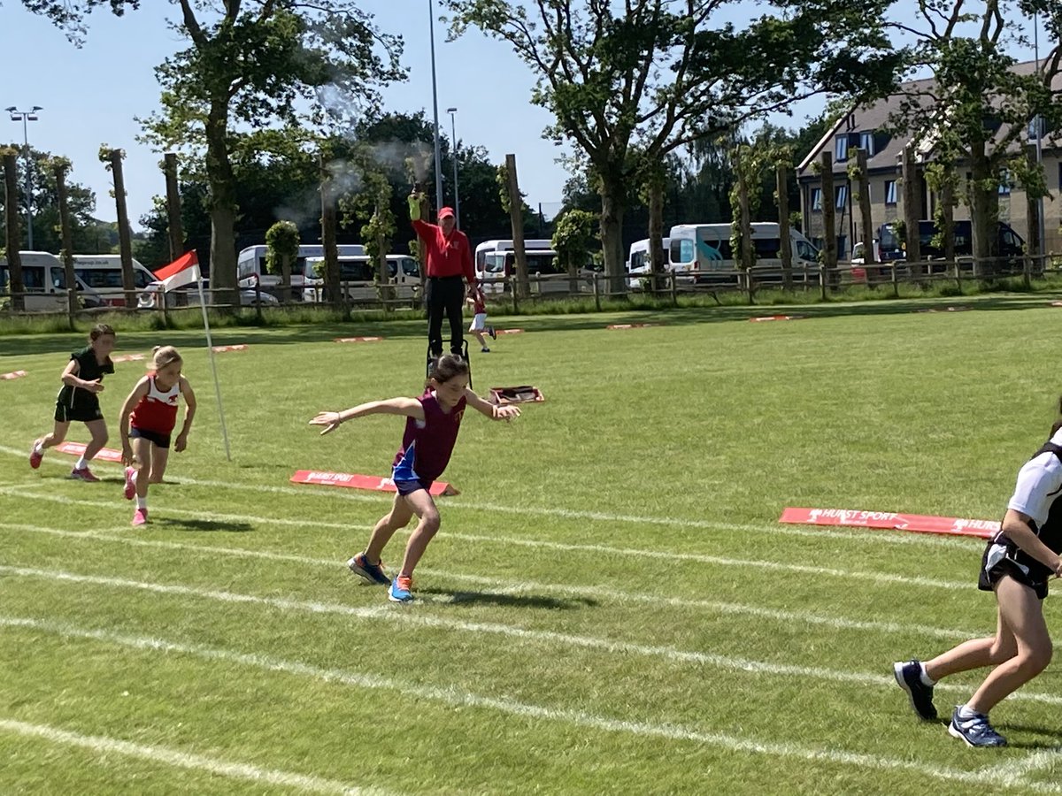 JSSportBHGirls's tweet photo. U10 and U11 Hurst Athletics Prep School Meet, amazing day congratulations to all the girls, some epic personal bests and BHG U10 Relay final winners! #Athletics #28degress #trackandfield #prepPE https://t.co/lpVRILIDdP
