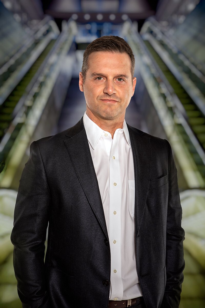 Personal branding photoshoot with MD of EpiUse
#photographer #PersonalBranding #corporatebrandidentity #portraitphotographer
