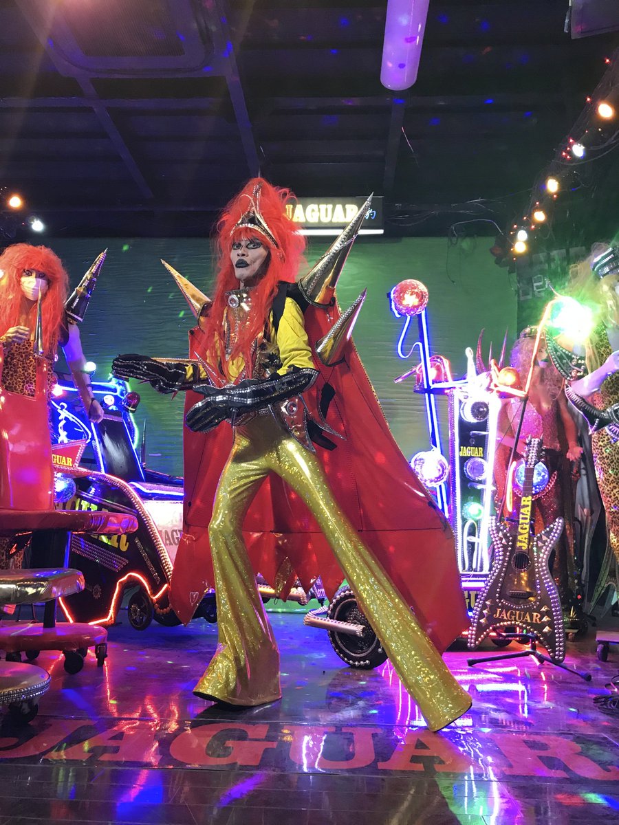 ニャゴやん 21 6 15 きょうは 千葉県民の日 なので 千葉の英雄ジャガーさん Jaguardes を 日清食品 カップヌードルcm T Co Cgghydhmse Jaguar ファイト ファイト ちば T Co M8k0z2xpgy 千葉県民の日 ジャガーさん