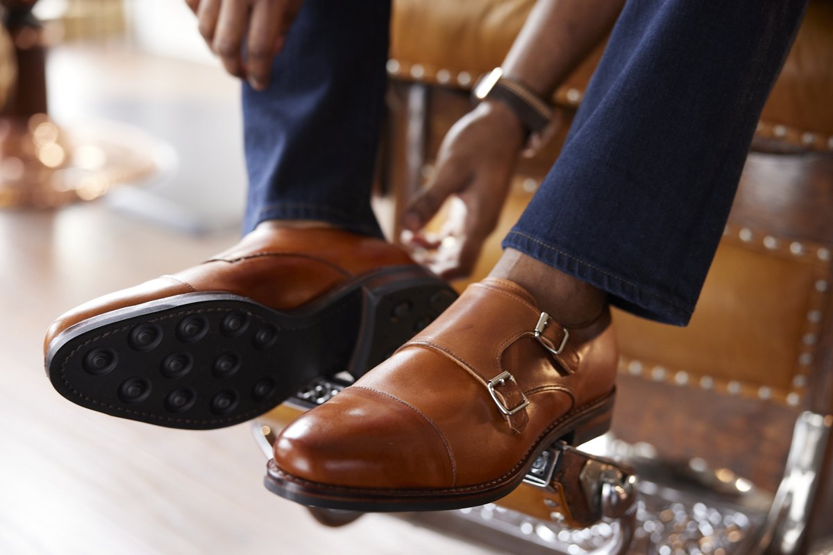 AllenEdmonds's tweet photo. Show us how you wear your #monkstrapmonday styles. Do you dress them up with dress pants or make them more casual with dark jeans or chinos? #AERealShoes #FathersDaySale #mensstyle https://t.co/TgZaQvGyad https://t.co/W1N6Uixex3