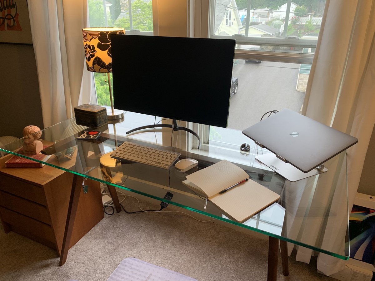 MeganMorahan's tweet photo. My new @WestElm furniture arrived! Thanks Henry for the great delivery experience. Love my newly updated space. https://t.co/zaHnOk8ueM