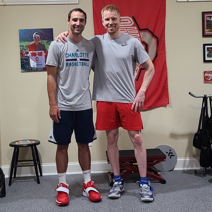 Look who stopped by for some training! Great to reconnect with my guy <a href="/ACraft4/">Aaron Craft</a> 

<a href="/CarmensCrew/">Car❌en’s Crew - THE Ohio State’s TBT Team</a> <a href="/thetournament/">TBT</a> 👀