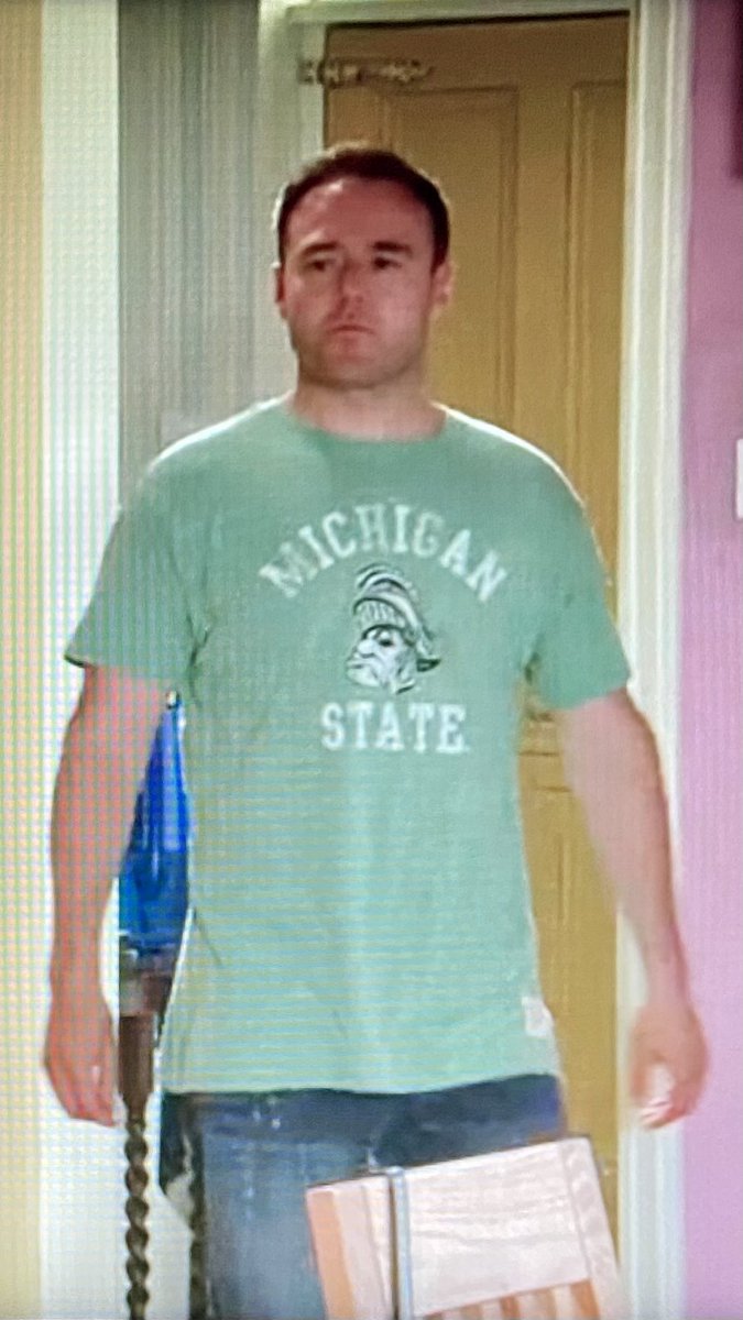 Go Green!! ⚔️🙌🏼 Loving Tyrone repping Michigan State on Friday’s #Corrie!  😎😂

#GoGreen #GoSpartans #MSU