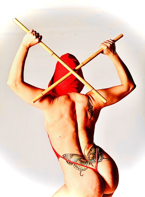 Feliz lunes https://t.co/FhZDhnqGhY<a href="/tag/fiestas"class="tags"><span>#fiestas</span></a>